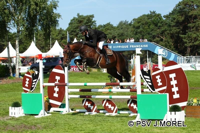 CELTIK DE KREISKER et Gilles Botton 3ème des Championnats de France de saut...